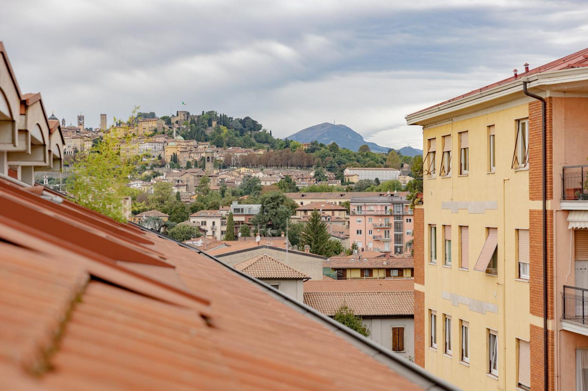 Appartamento Bergamo 23 Exterior photo
